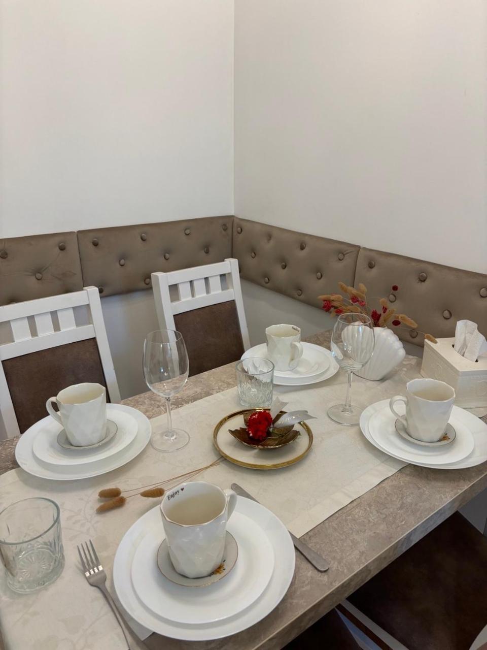 Siesta Apartment On Stefanyka Lviv Kültér fotó