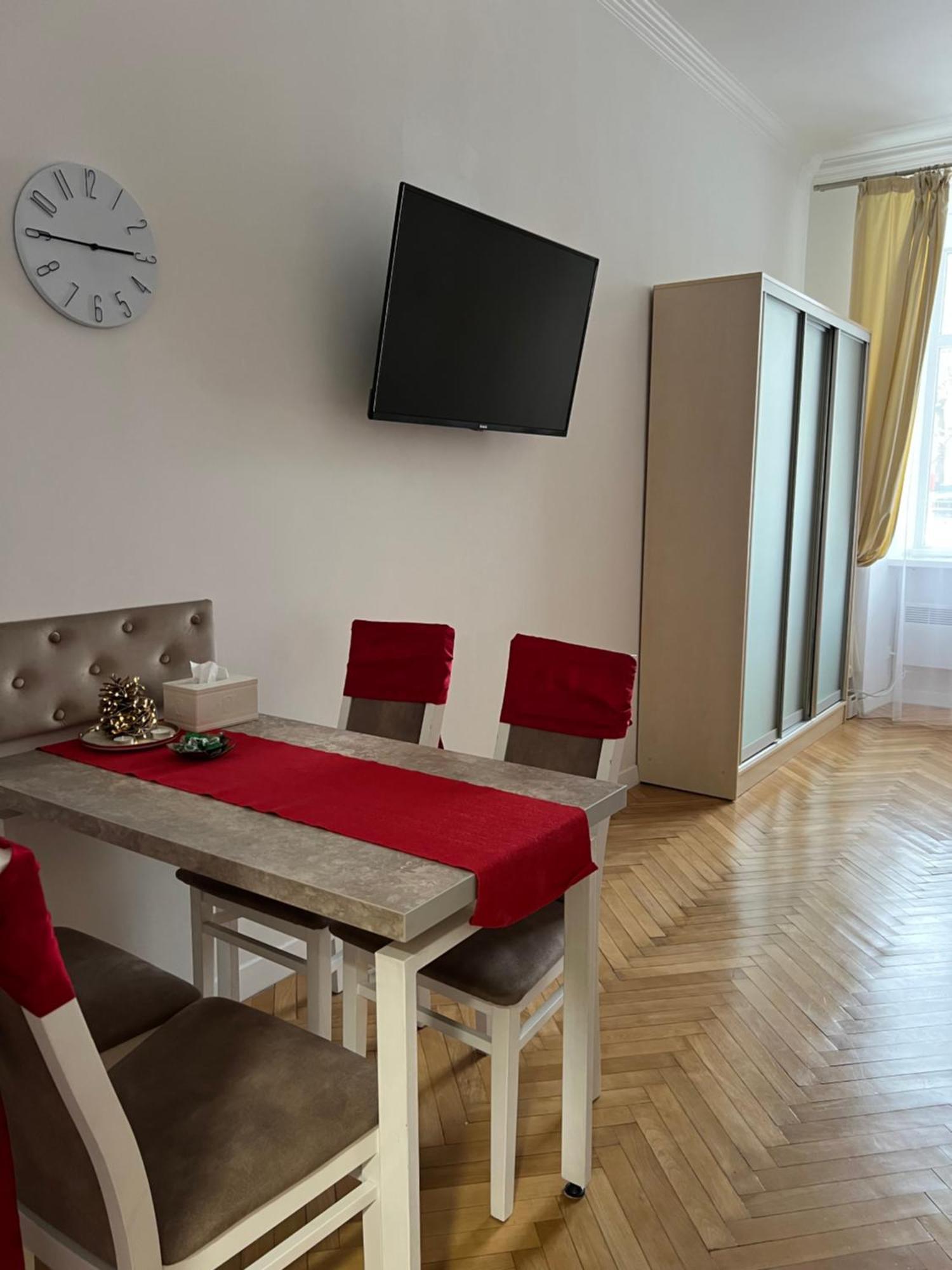 Siesta Apartment On Stefanyka Lviv Kültér fotó